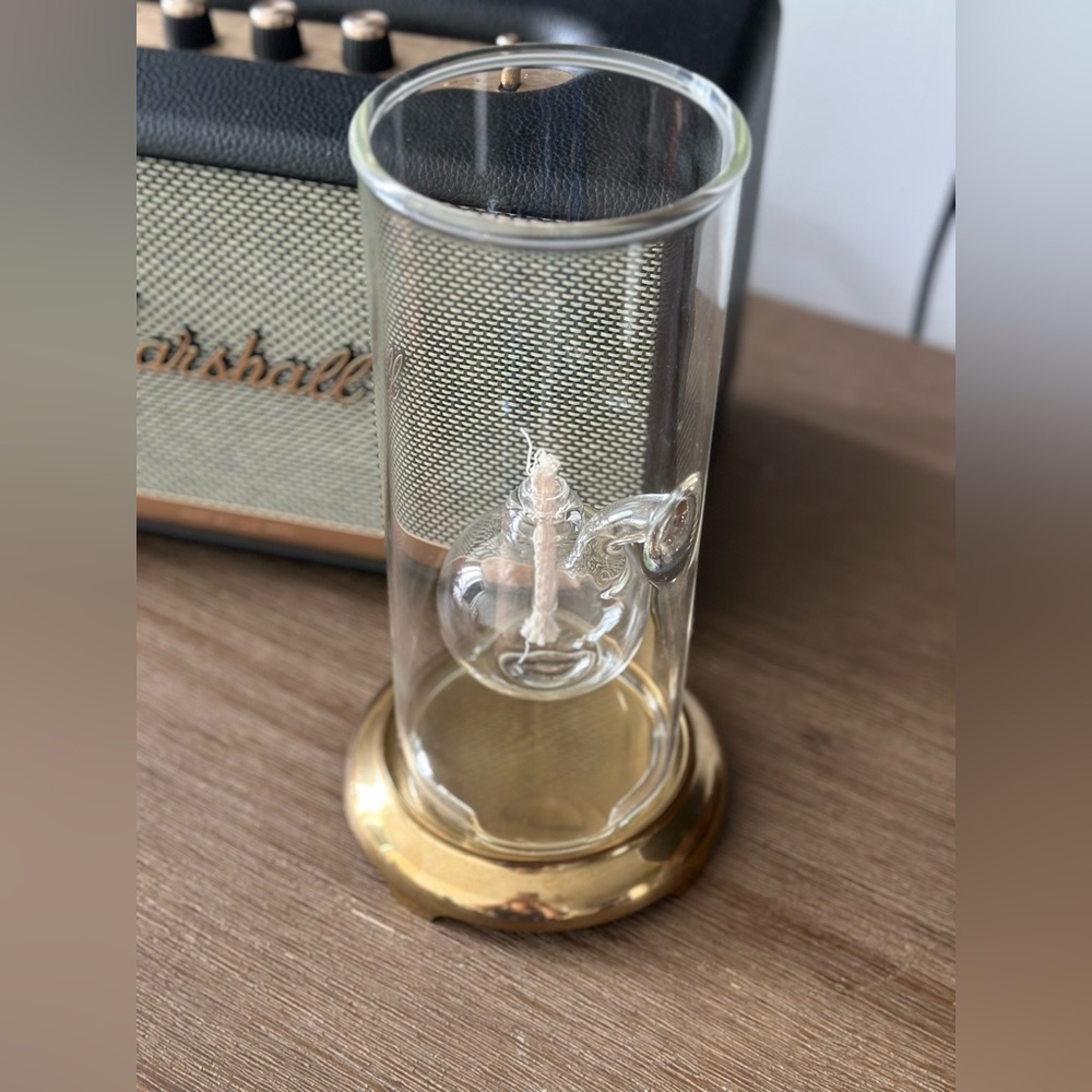 wolford 9” original oil lamp